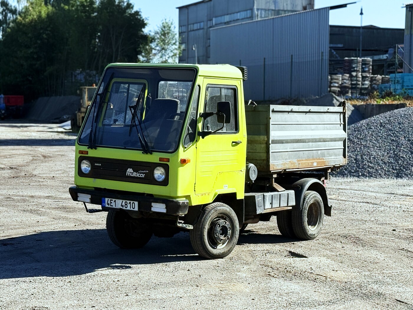 Multicar – malý sklápěč